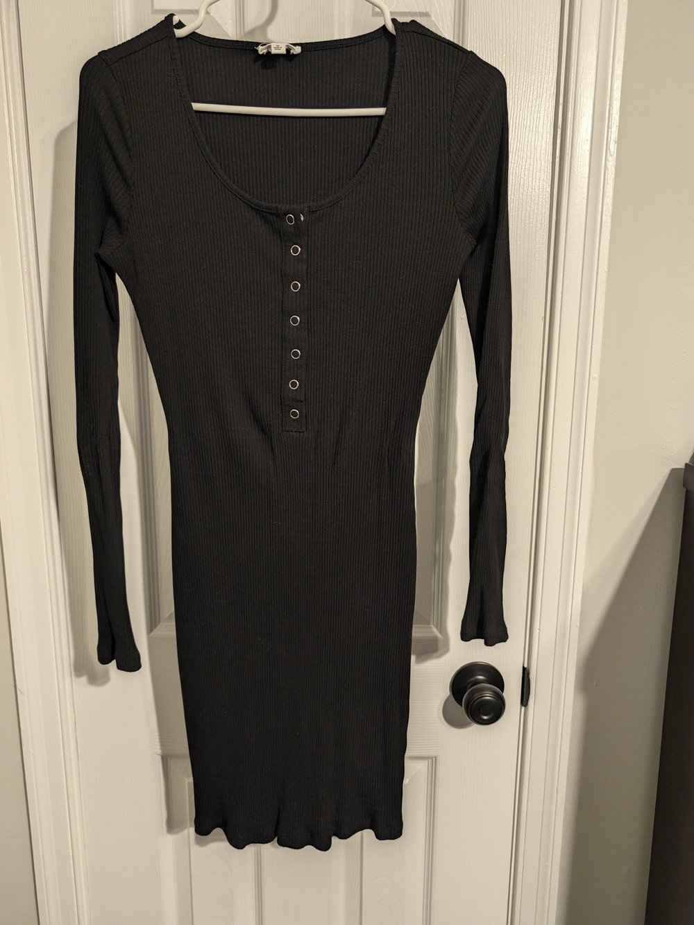 Sugarlips Black Ribbed Long-Sleeve Henley Midi Dress